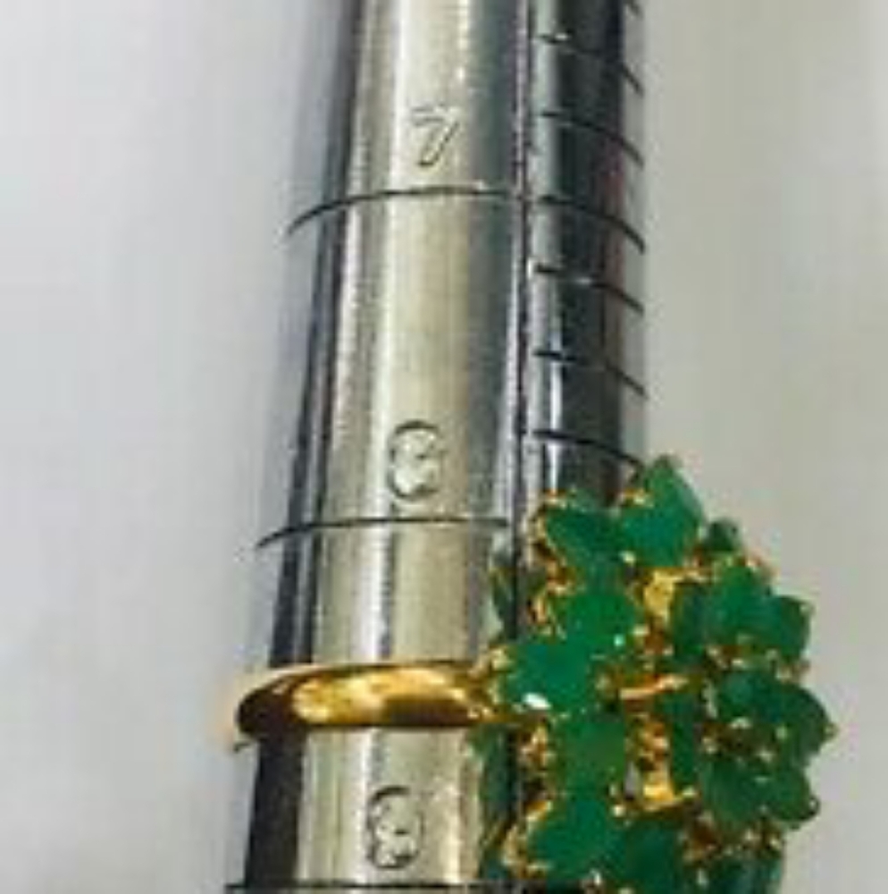 Beautiful 14KT Emerald Ring - Picture 7 of 7